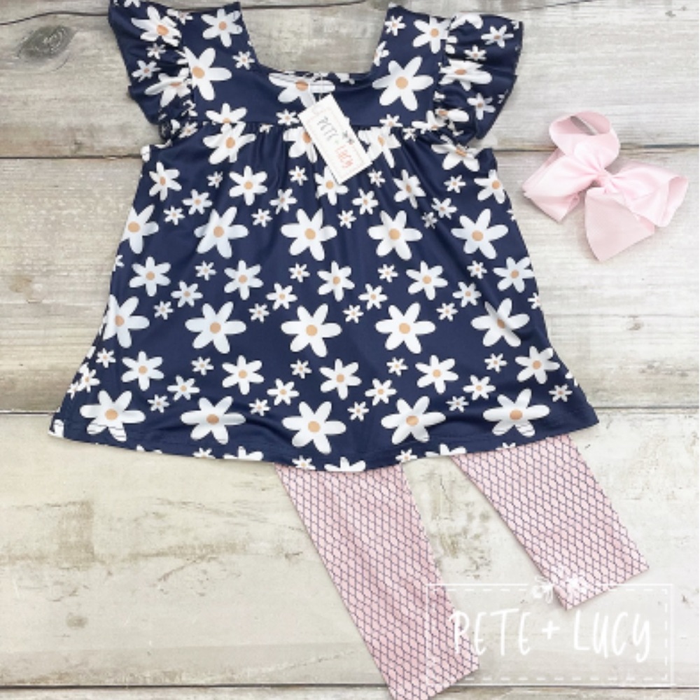 Pete+Lucy pant set